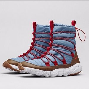 nwt RARE NIKE Sneaker Boot